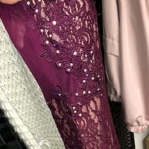 Selling this beautiful prom dress!! Only worn once